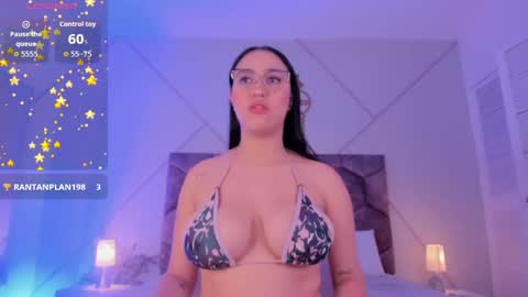 emily_nova_ online show from April 2026 11:45:02 AM