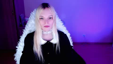 Snapshot of emily_nyaffe chatting on January 2025 04:39:02 AM Lia online show from January 2025 04:39:02 AM