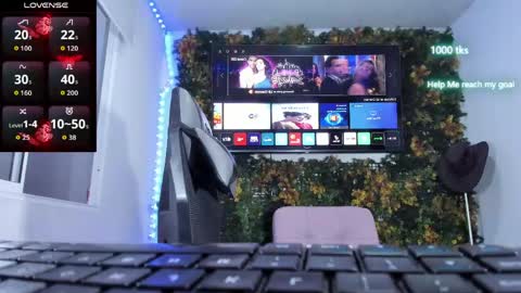 emily_palmeer online show from May 2026 10:54:01 AM