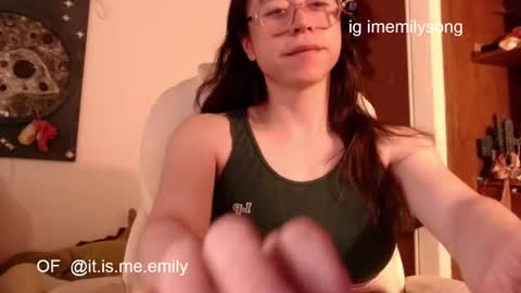 emily_pearl_ online show from March 2026 10:26:01 PM