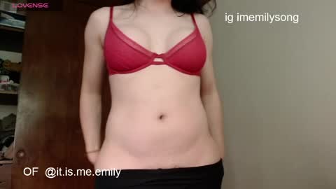 emily_pearl_ online show from June 2026 07:36:01 PM