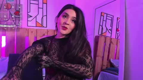 Emilly online show from April 2026 08:57:02 PM