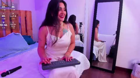 Emilly online show from July 2026 08:11:02 PM