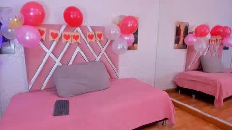 Snapshot of emily_sejmet chatting on February 2026 01:46:01 AM SEJMET LOVE online show from February 2026 01:46:01 AM