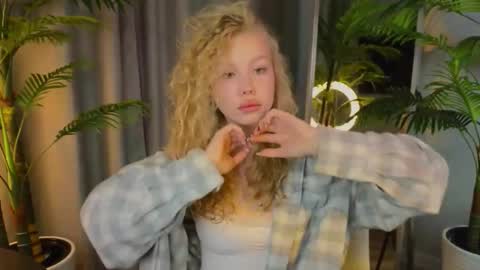 emily shepard online show from November 2025 02:34:02 AM