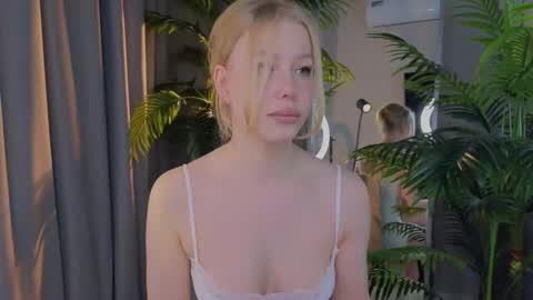 emily shepard online show from March 2026 03:33:02 AM