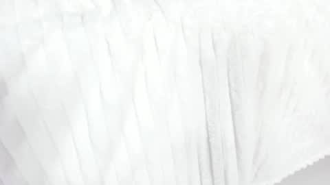 Snapshot of emily_sweett12 chatting on February 2025 06:35:01 PM Emily online show from February 2025 06:35:01 PM