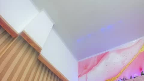 emily_velvet_ online show from June 2026 12:32:02 AM