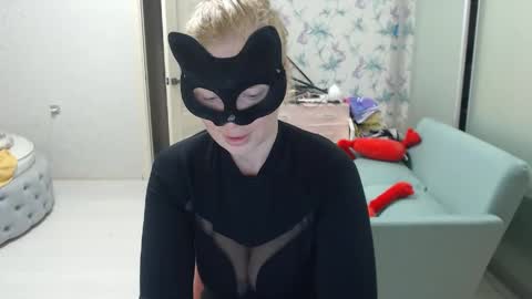 Snapshot of emily_york18 chatting on May 2026 04:02:02 PM Emily online show from May 2026 04:02:02 PM
