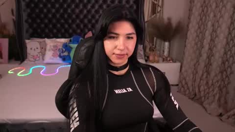 Emy online show from September 2025 05:45:02 AM