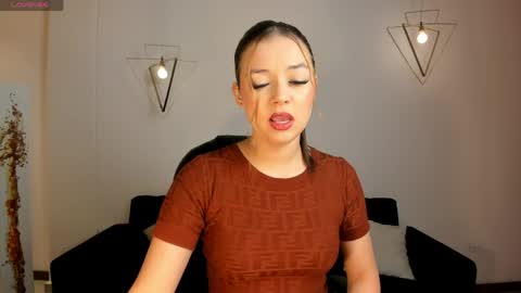 Emily Carter online show from May 2026 10:31:02 AM