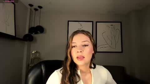 Emily Carter online show from July 2026 10:44:01 AM
