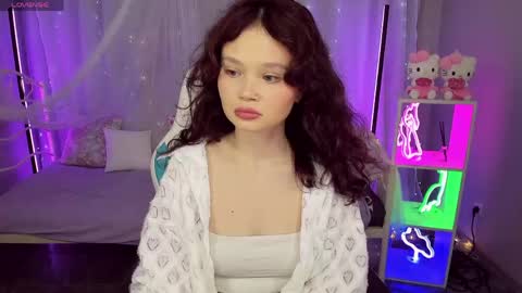 Emilyhaves online show from May 2026 07:14:02 AM
