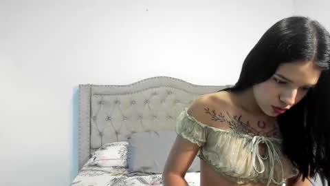 Snapshot of emilydauz chatting on February 2026 06:11:02 PM Camila online show from February 2026 06:11:02 PM