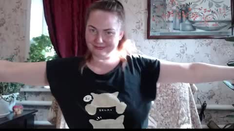 Snapshot of emilydoth chatting on May 2026 10:54:02 AM EmilyDoth online show from May 2026 10:54:02 AM