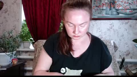 Snapshot of emilydoth chatting on May 2026 07:16:01 AM EmilyDoth online show from May 2026 07:16:01 AM
