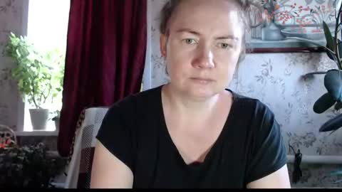 Snapshot of emilydoth chatting on June 2026 08:17:02 AM EmilyDoth online show from June 2026 08:17:02 AM