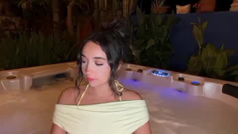 emilyfawn online show from April 2026 04:35:01 AM