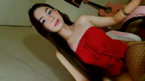 Snapshot of emilyfuckers chatting on October 2025 08:34:01 AM ariane online show from October 2025 08:34:01 AM