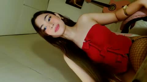 Snapshot of emilyfuckers chatting on January 2026 11:37:02 AM ariane online show from January 2026 11:37:02 AM