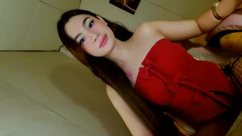 Snapshot of emilyfuckers chatting on February 2026 08:07:01 AM ariane online show from February 2026 08:07:01 AM