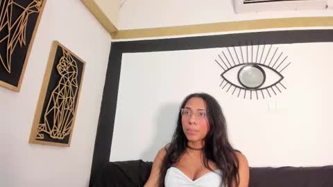 Emily online show from September 2025 11:36:01 AM