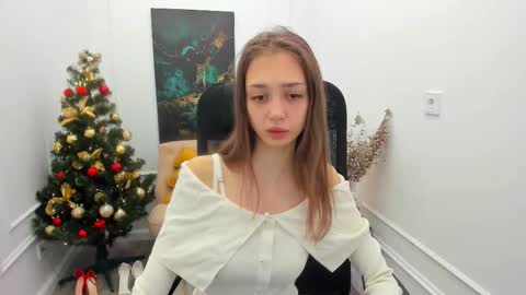 Snapshot of emilygraydis chatting on December 2025 04:28:02 AM Emily online show from December 2025 04:28:02 AM