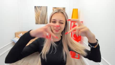 Snapshot of emilygraydis chatting on March 2026 07:31:01 PM Emily online show from March 2026 07:31:01 PM