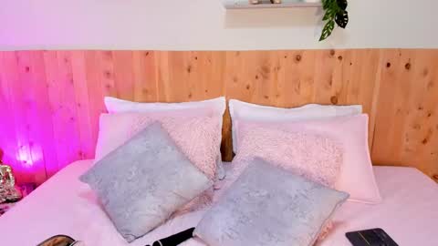 Emily online show from January 2026 07:40:01 PM