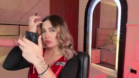 Snapshot of emilyhendrix_ chatting on February 2026 02:23:01 PM Emily Hendrix online show from February 2026 02:23:01 PM