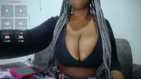 Snapshot of emilyhines__ chatting on March 2026 11:19:02 PM Emilyhines online show from March 2026 11:19:02 PM