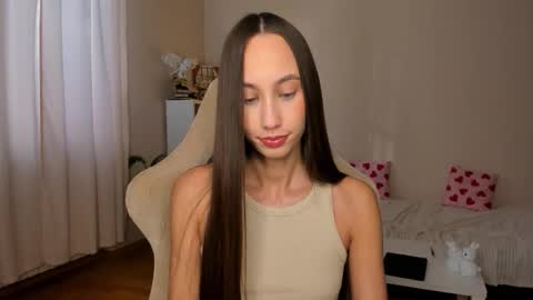 Alina online show from September 2025 07:35:02 AM