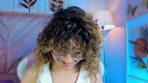 Emilyjonnes  online show from March 2026 08:14:01 PM