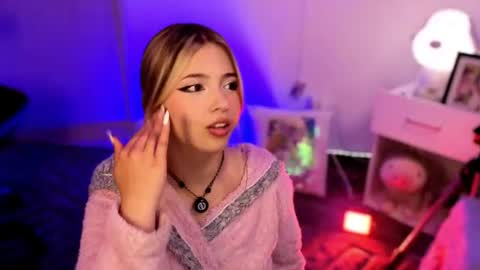 VALEEEN online show from July 2026 08:52:02 PM