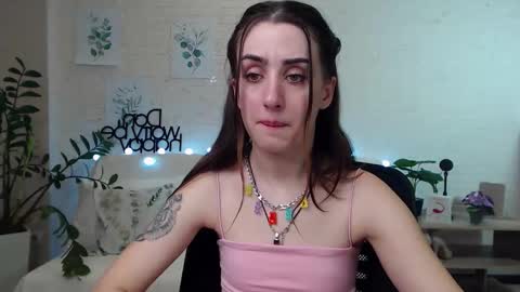 Snapshot of emilylayer chatting on January 2025 12:22:02 AM Emyli online show from January 2025 12:22:02 AM