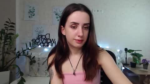 Snapshot of emilylayer chatting on January 2025 12:25:02 AM Emyli online show from January 2025 12:25:02 AM