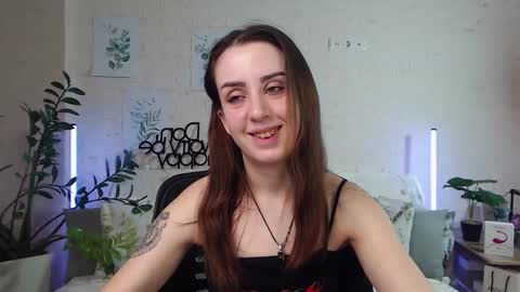 Snapshot of emilylayer chatting on January 2025 03:22:02 AM Emyli online show from January 2025 03:22:02 AM