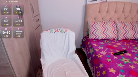 Snapshot of emilypink_1 chatting on December 2024 12:40:02 PM Emily online show from December 2024 12:40:02 PM