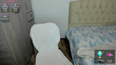 Snapshot of emilypink_1 chatting on January 2025 12:26:02 AM Emily online show from January 2025 12:26:02 AM