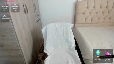 Snapshot of emilypink_1 chatting on March 2025 07:49:02 PM Emily online show from March 2025 07:49:02 PM