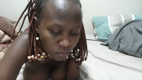 Emilly online show from April 2026 09:45:02 PM