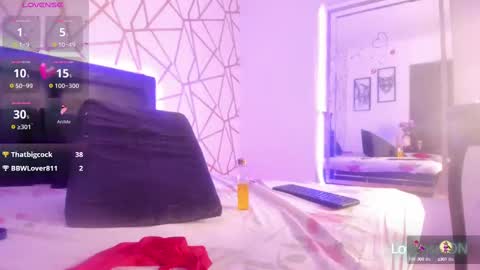 Snapshot of emilyrosee1 chatting on February 2025 01:58:02 AM online show from February 2025 01:58:02 AM