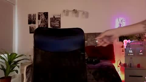 emilyrousex online show from July 2026 05:18:02 PM
