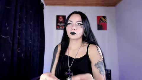  Emily Support me to have 100 likes plx online show from June 2026 05:36:02 PM