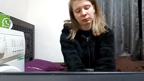 Emily online show from February 2026 06:37:02 PM