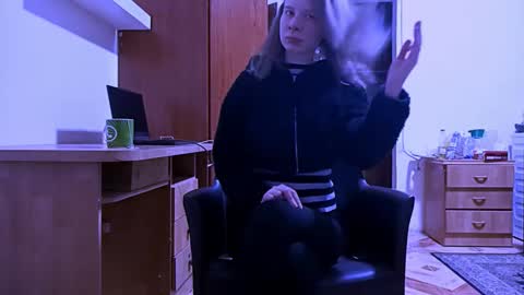 Emily online show from February 2026 07:15:01 PM