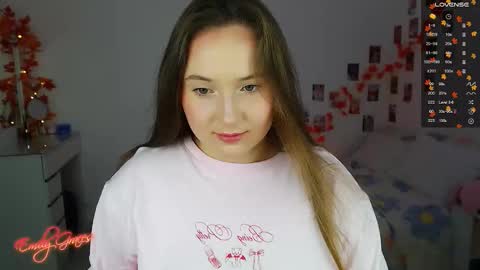 Snapshot of emilyxgrasez chatting on October 2025 06:23:01 PM Emily online show from October 2025 06:23:01 PM