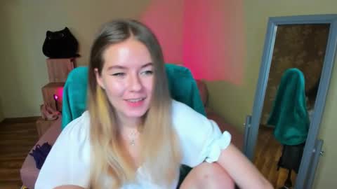 Snapshot of emilyy____ chatting on January 2025 09:48:01 AM Emily online show from January 2025 09:48:01 AM