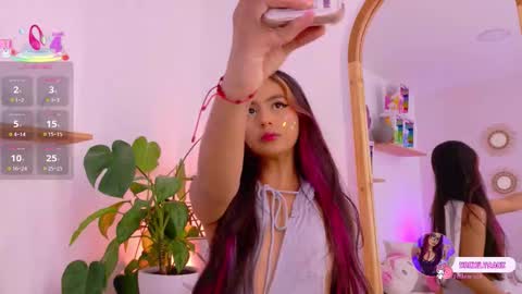 Emily Bank online show from February 2026 08:25:01 PM