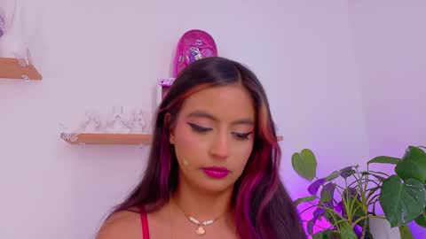 Snapshot of emilyy_bank chatting on March 2026 07:52:01 PM Emily Bank online show from March 2026 07:52:01 PM